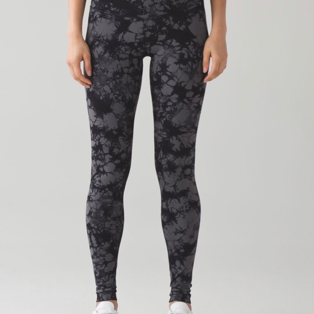 lululemon Shibori Wunder Under (tie die!)